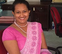 Dilhani, our travel expert of Sri Lanka